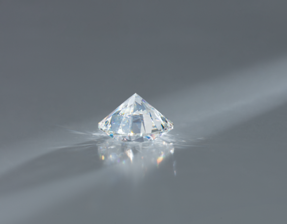 Blue Nuance in Lab Diamonds