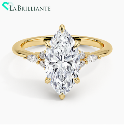 Nadia Diamond Ring in 18K Yellow Gold