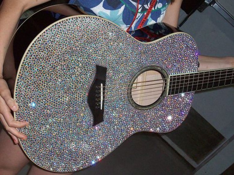 Taylor Swifts Guitar with Swarovski crystal rhinestones