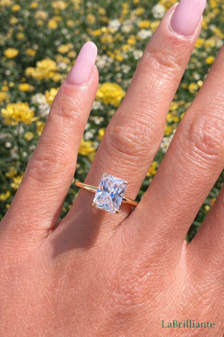 Radiant Cut Light Performance Demonstration - High-quality macro photography showing light dispersion through the 70 facets of a radiant cut diamond to visualize the superior brilliance and fire